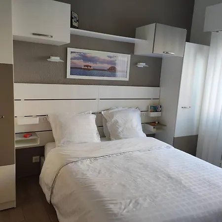 Lägenhet T2 Centre, 300m Plage, Renove, Parking Inclus - Fr-1-433-59 *